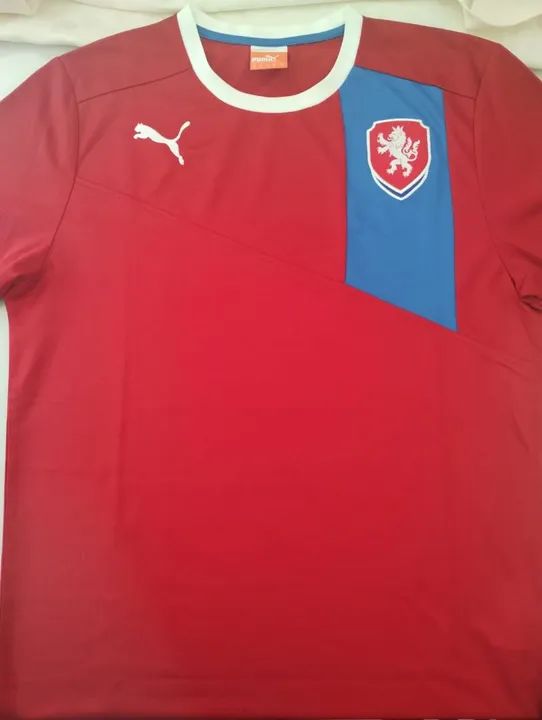 Desapego - Camisa de Futebol da República Tcheca - Puma