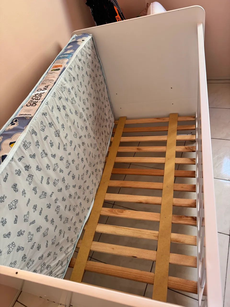 Berço americano com colchão  - Foto 6