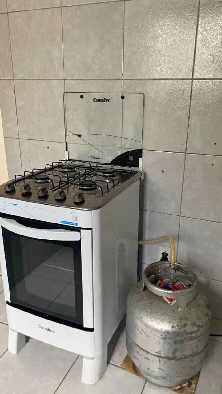 Foão Seminovo 4 Bocas - Elétrico - Esmaltec - Ótimo Estado de Conservação - Recife PE - Foto 5