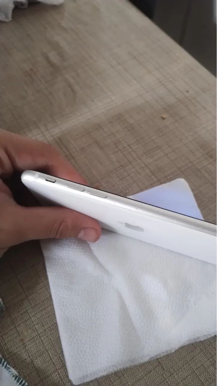 TROCO OU VENDO IPHONE 8  - Foto 3