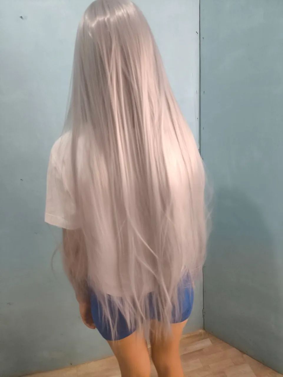 Peruca Longa prateada - Foto 2