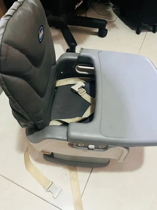 Cadeira alimentação Up To 5 Chicco + Kit Philps Avent 4 Mamadeiras - Foto 4