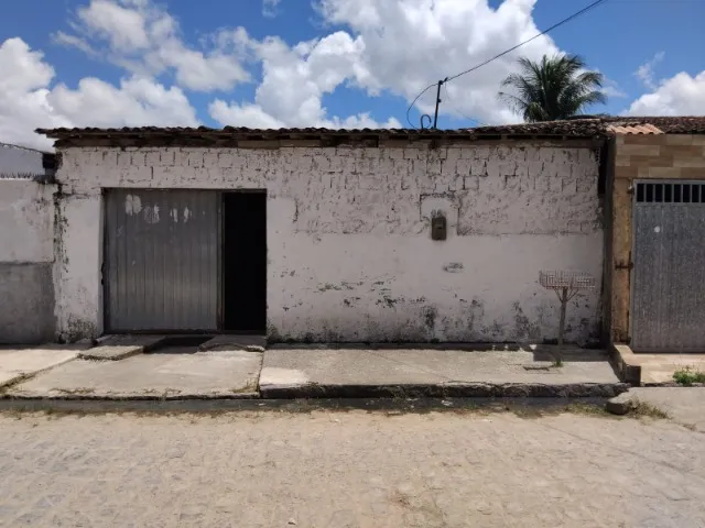 Vende-se casa próximo ao aeroporto de Maceió