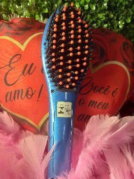 Escova alisadora elétrica 