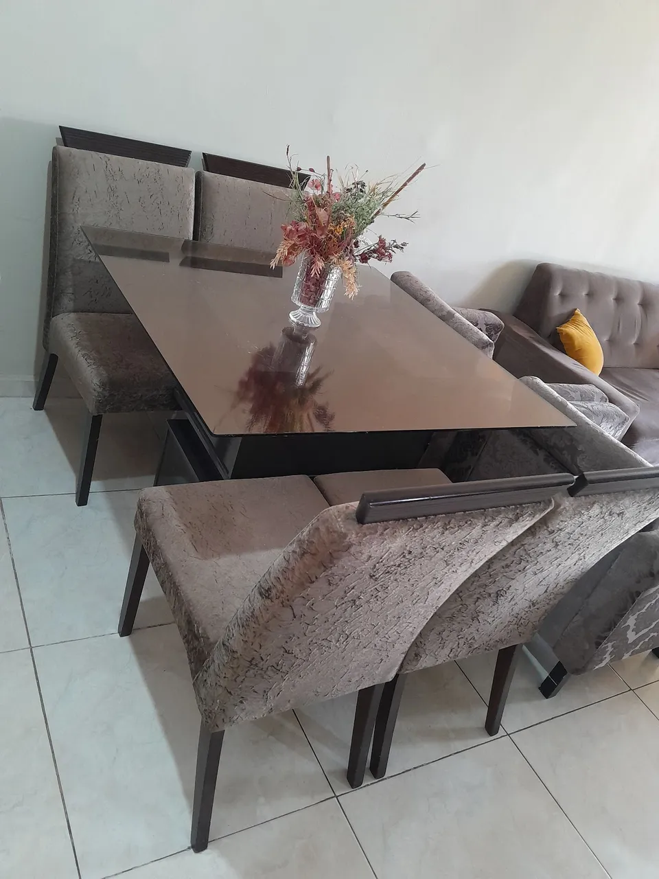 Mesa de Jantar em Madeira com 6 Cadeiras