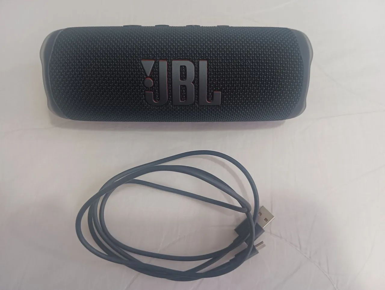 Caixa de Som Bluetooth JBL Flip 6