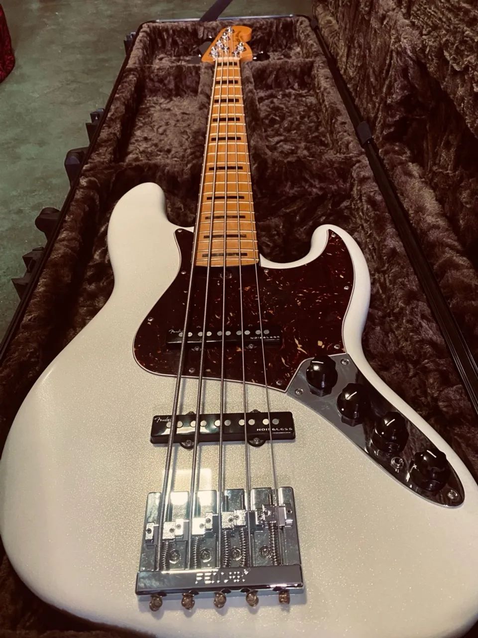 Fender Ultra 2023 - Foto 3