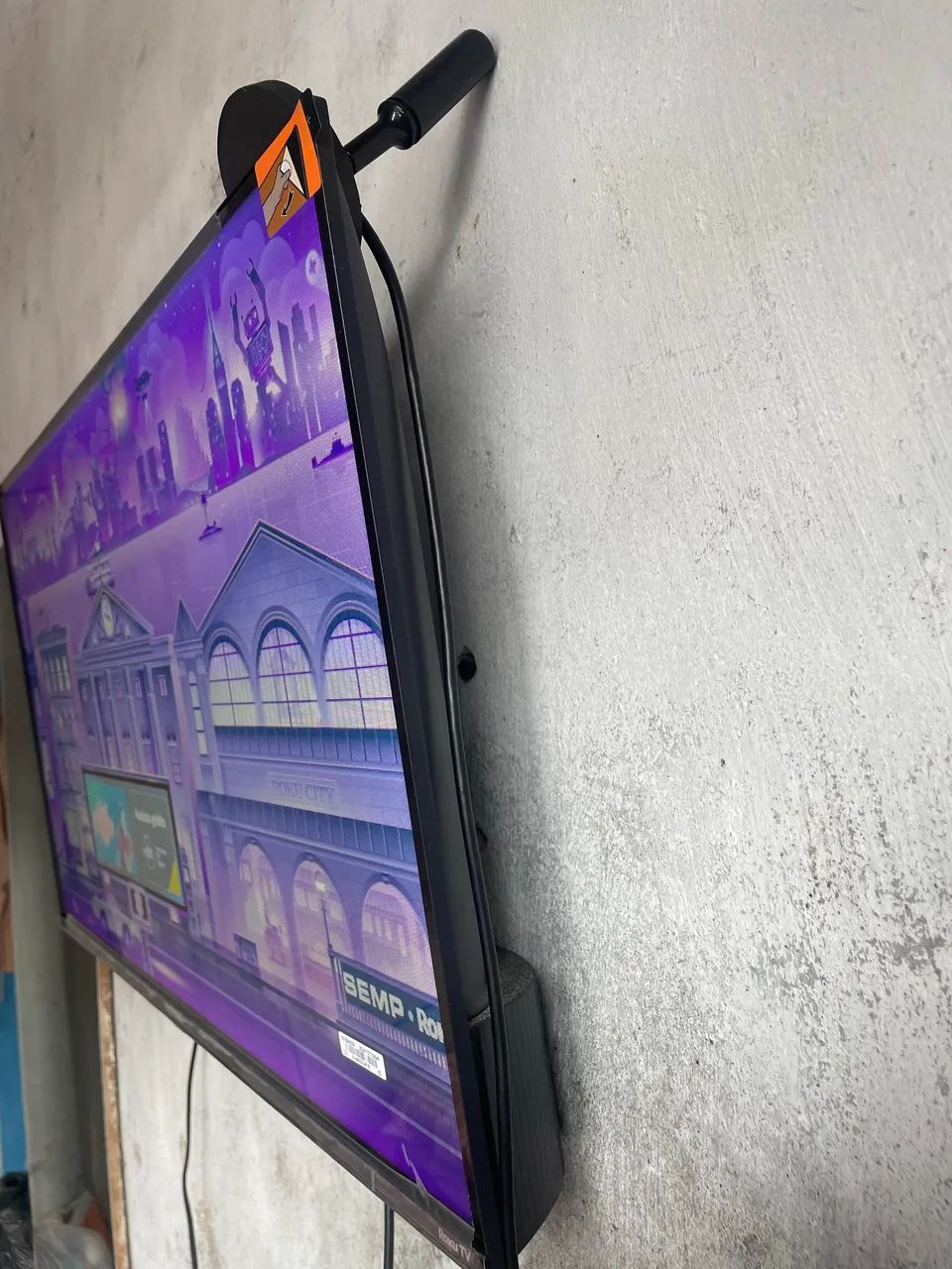 Tv Roku 32 polegadas 64315883641347120