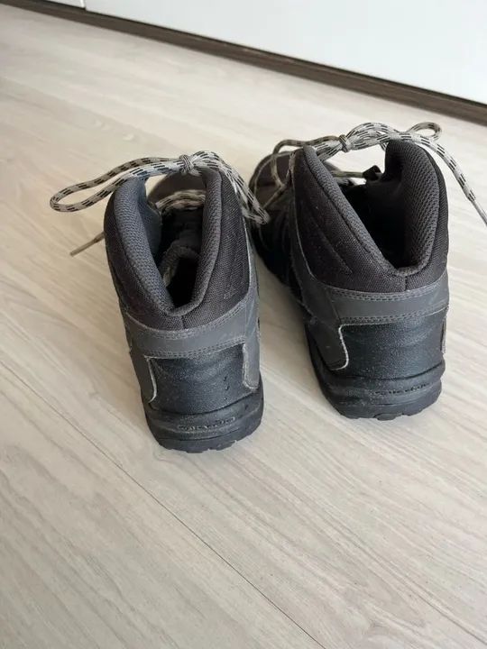 Bota Decathlon Quechua Sharp 50 Mid 38 - Foto 2
