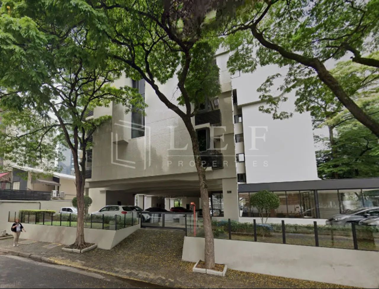 R Flórida, Brooklin