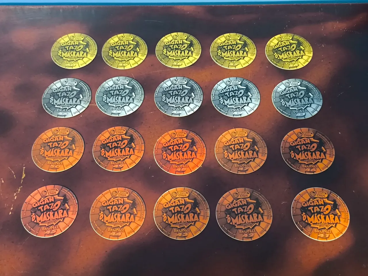 Coleção completa tazos o maskara 1 ao 60