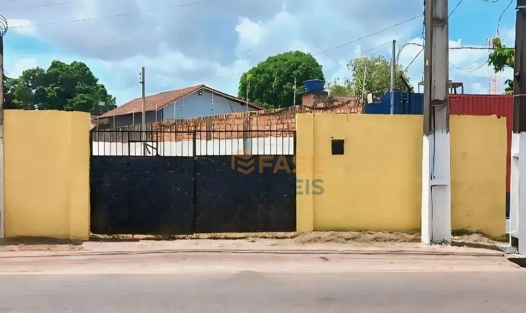 Terreno com galpão à venda ou locação de 553 m², Águas Lindas - Ananindeua/PA