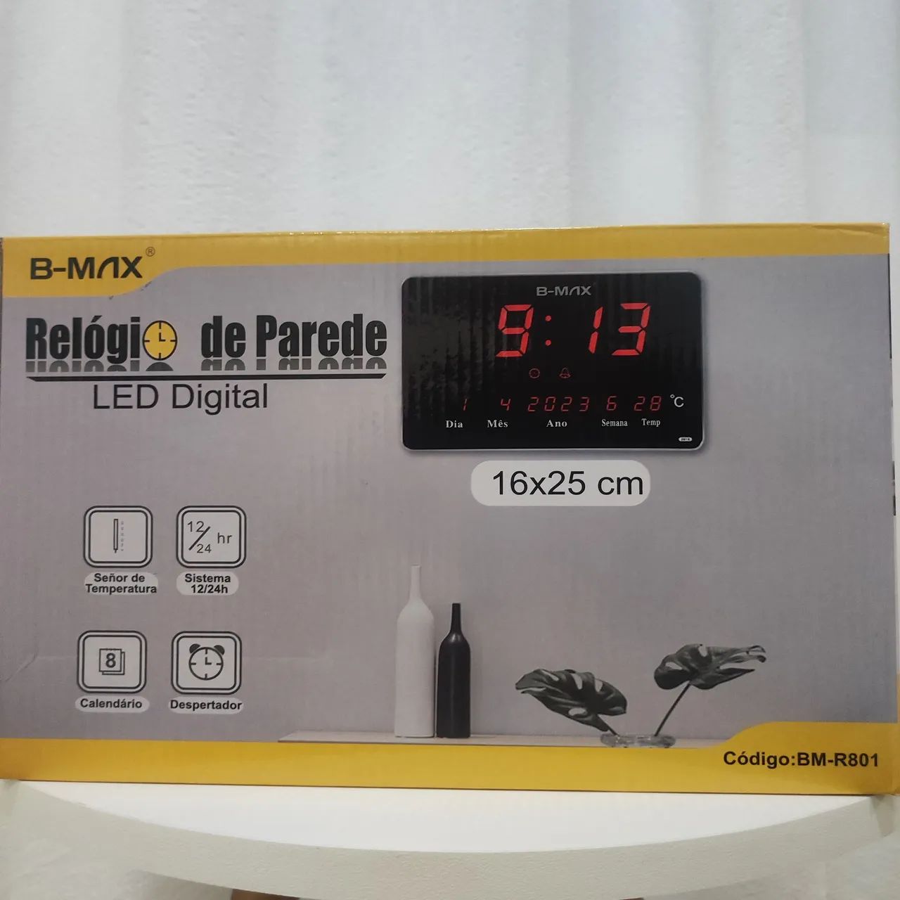Relógio de Parede LED Digital - B-Max - Foto 3