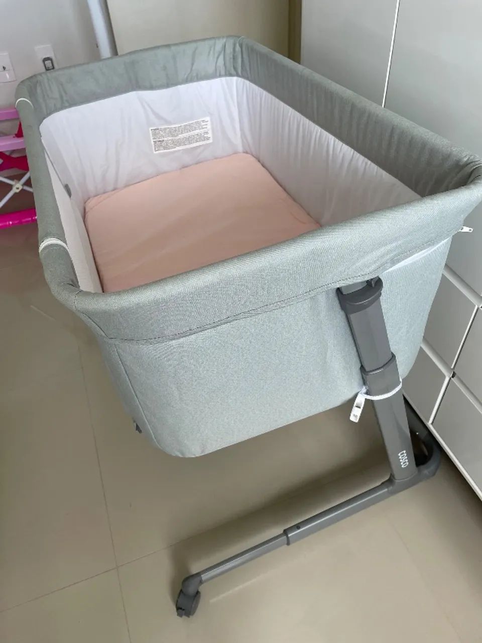 Berço Portátil Co-bed Cobed Cosco Kids 0 a 9kg Cinza Claro - Foto 3