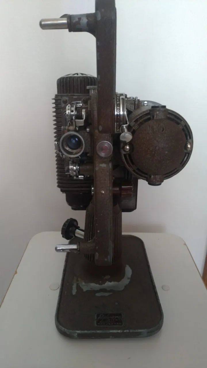 projetor revere eight para filmes 8mm - Foto 6