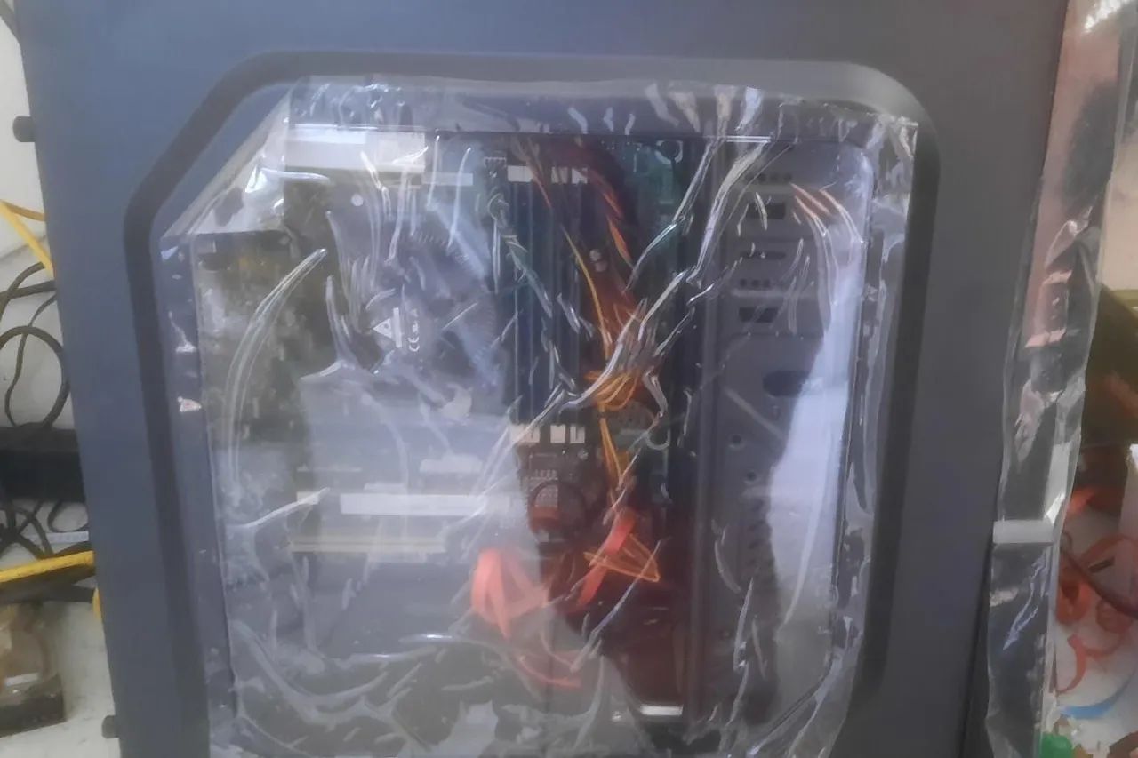 COMPLETE COMPUTER INTEL CORE I5 3RD GENERATION 1GB 128BIT VIDEO CARD64231136652034121