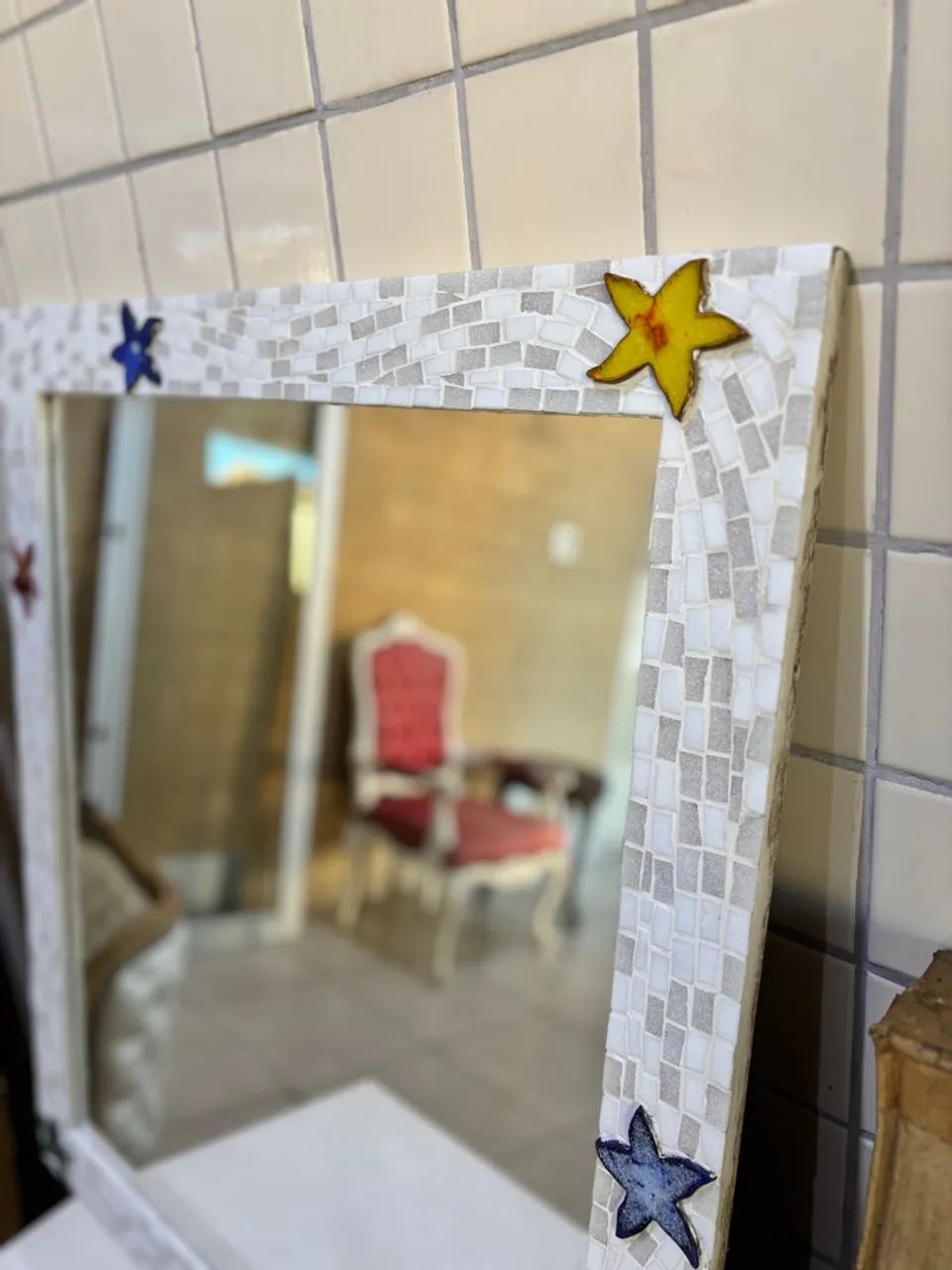 Espelho Decorativo em Mosaico resina 74x 84 cm 