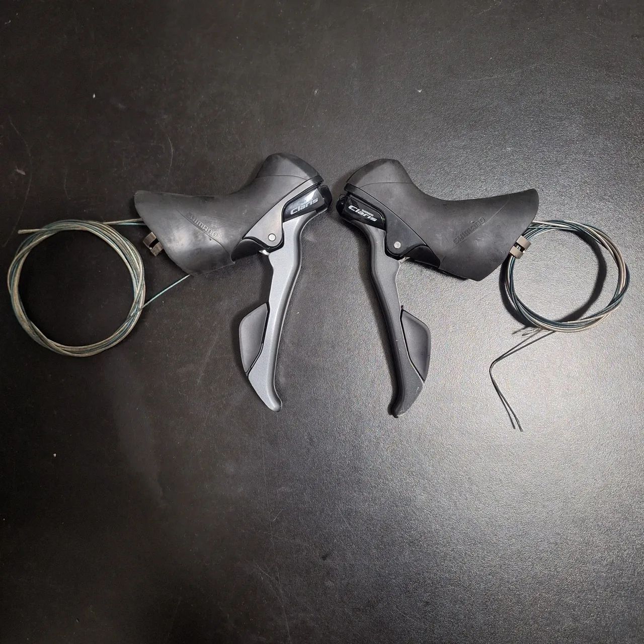 Par de STI Shimano Claris