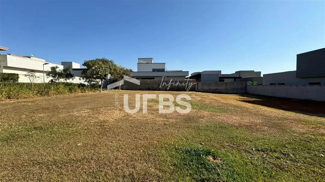 Lote no Portal do Sol Green