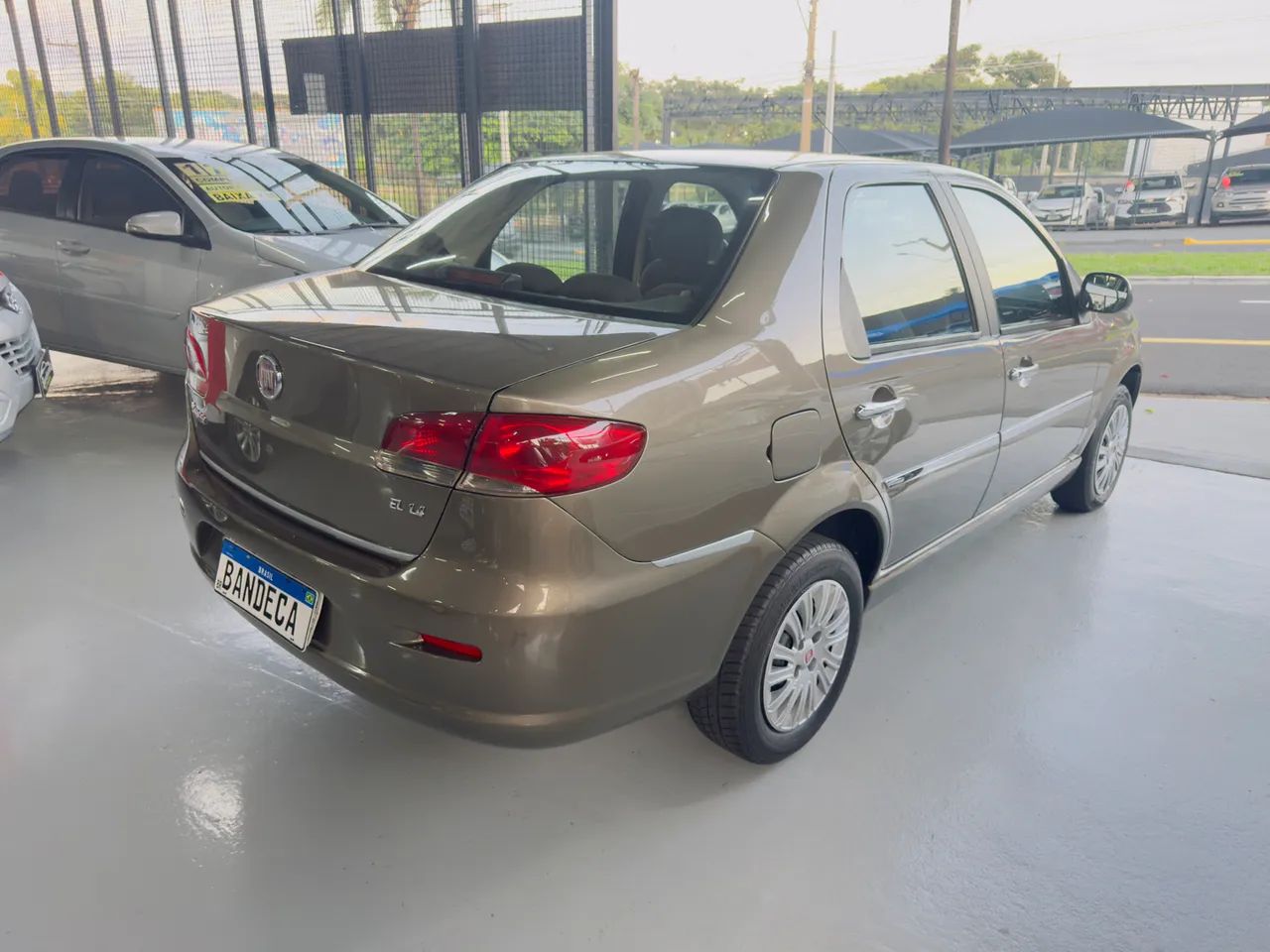 Fiat Siena 1.4 Mpi El 8V Flex 4P Manual - Foto 4