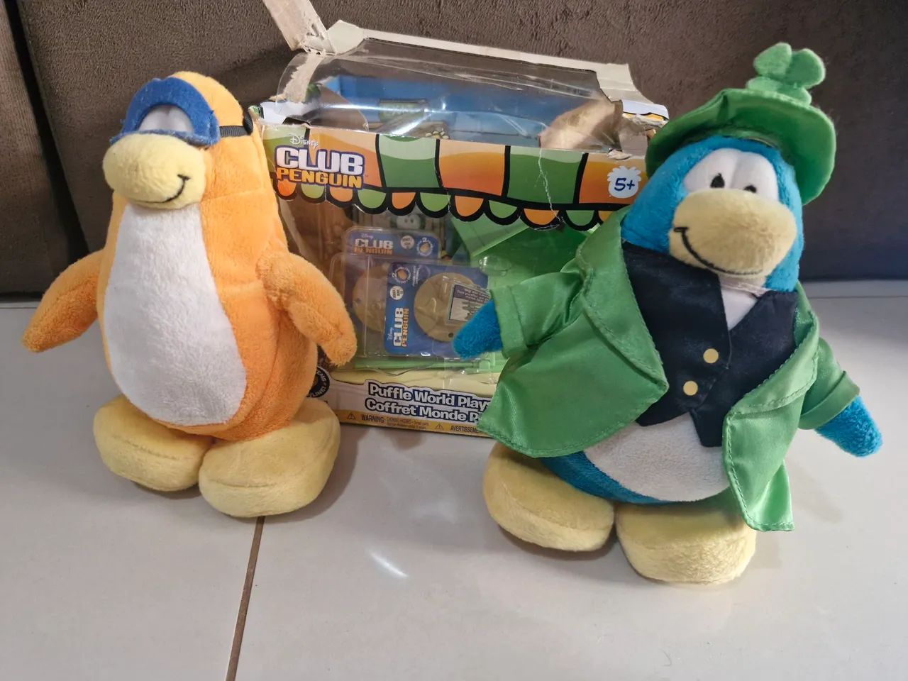 Chef Club Penguin Toys Club Penguin Dangle Keychains