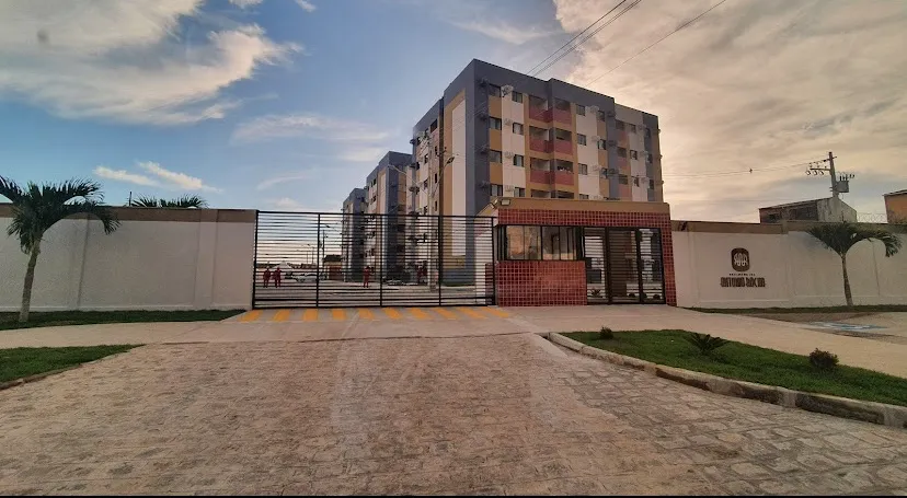 Alugo apartamento na parte alta entre Santa Amélia e tabuleiro.