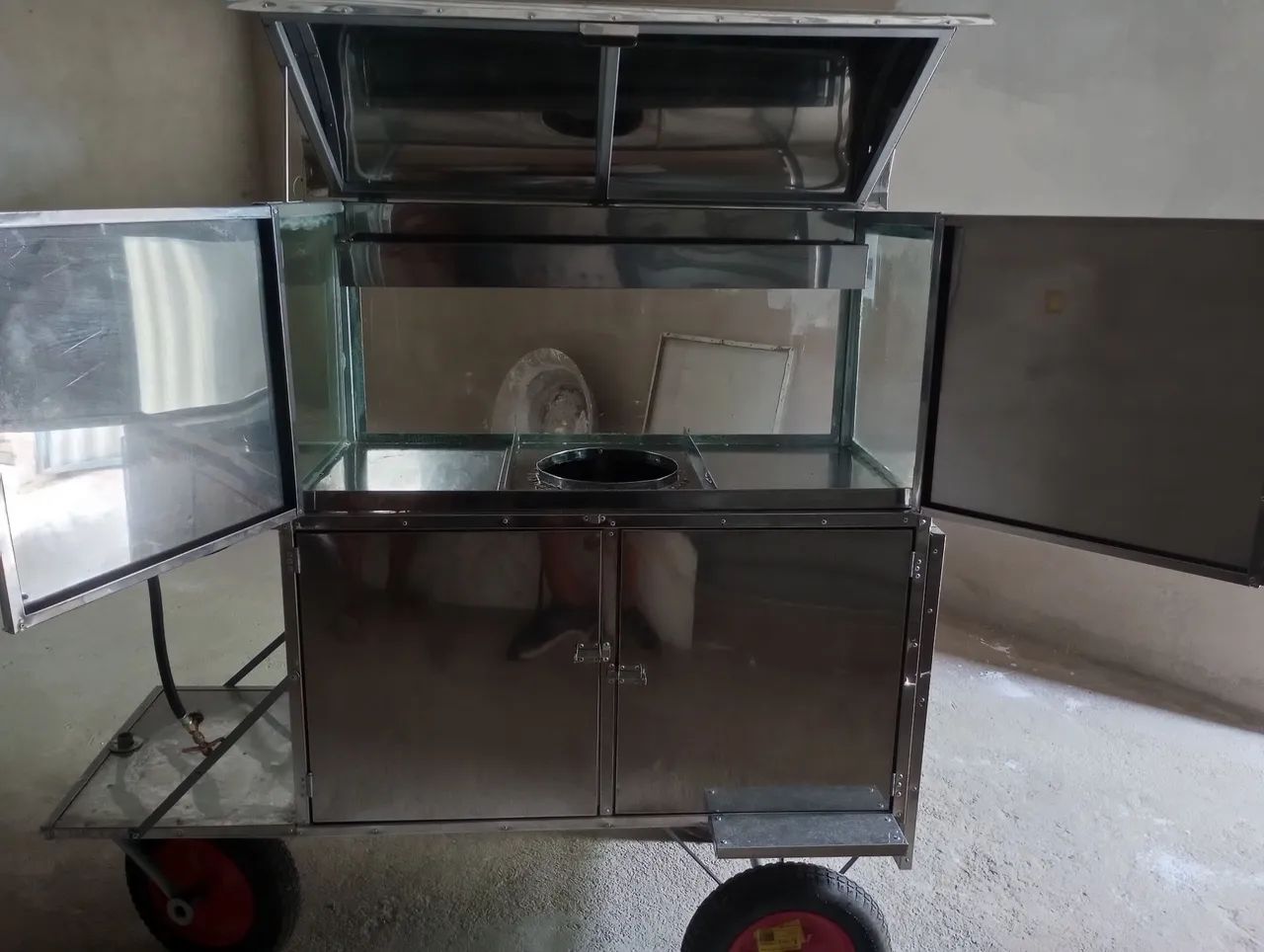Carrinho de comida inox 4 portas - Foto 3