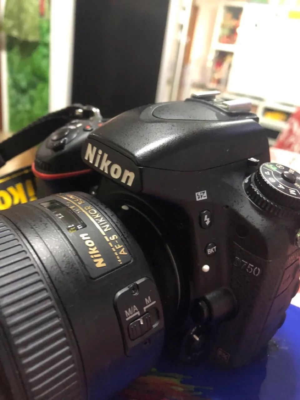 Câmera DSLR Nikon D750
