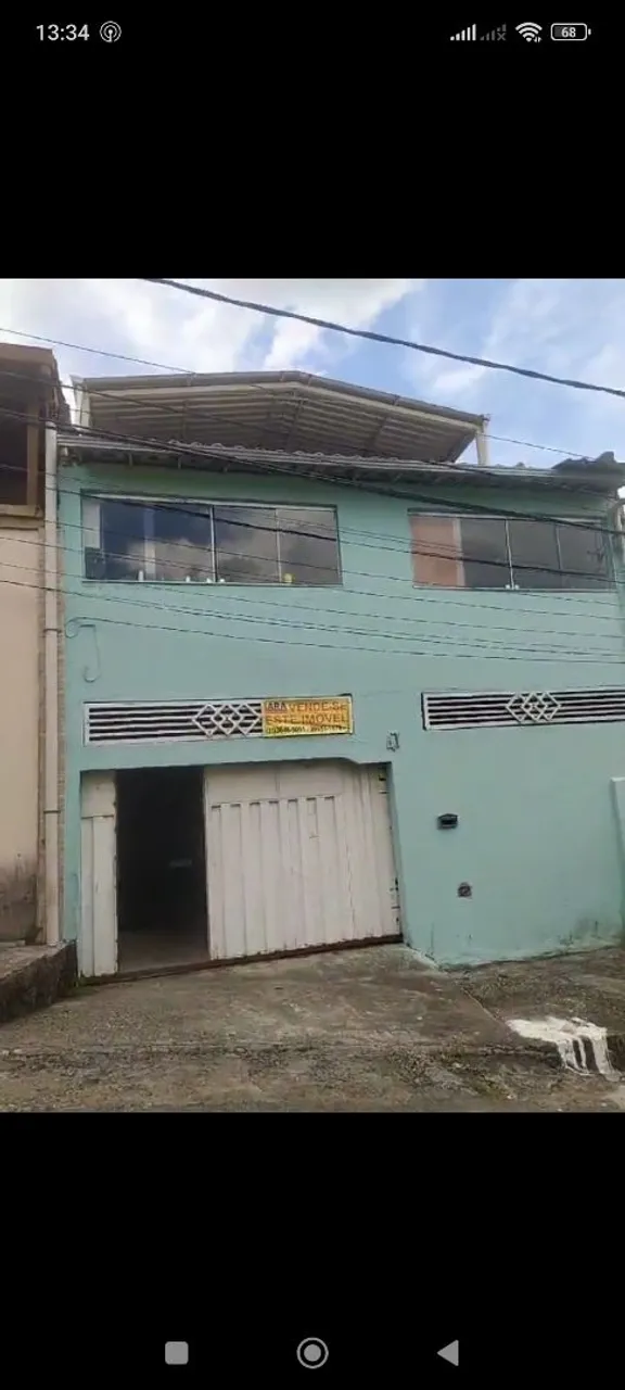 Vende-se uma casa , castanheira Barreiro.
