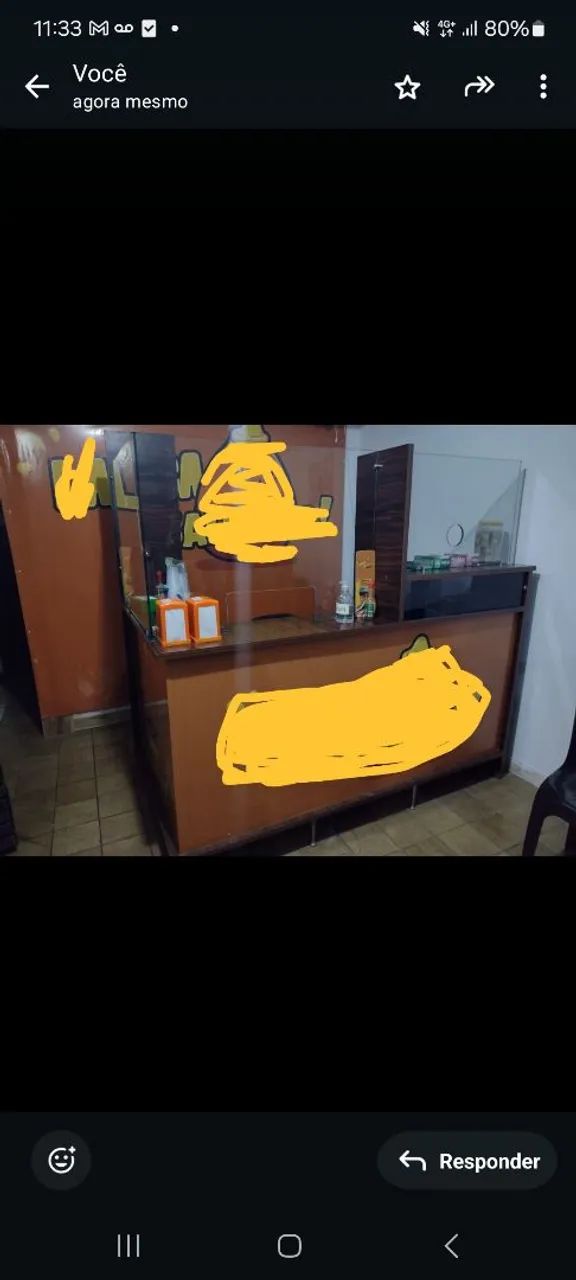 Vende se balcão de lanchonete .