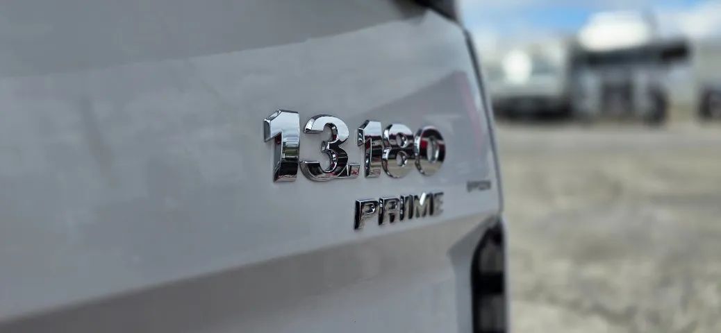 Vw 13.180 6x2 Delivery Ano 2022 Baixo Km Sider 06 Paletes - Foto 9