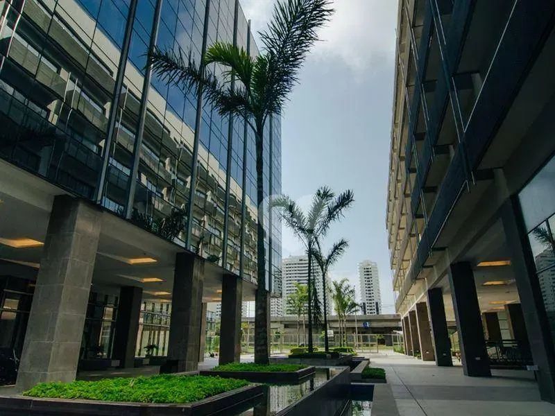 Sala comercial com 99,95 m2 no Américas Avenue Business Square