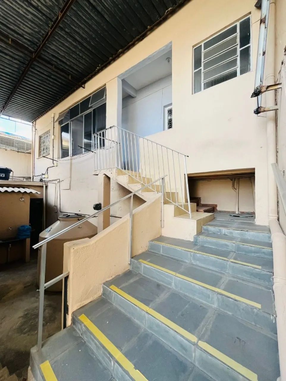 Casa fundos para alugar em Ricardo de Albuquerque 