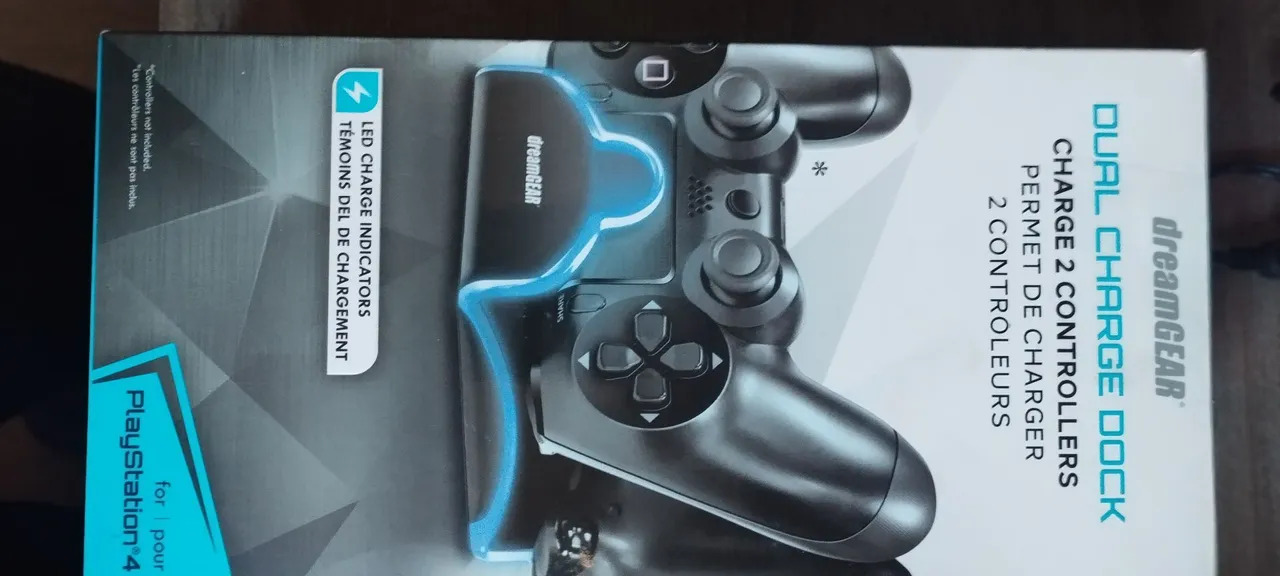 Base Carregadora DreamGEAR + Controle PS4 + Hard Case PS4