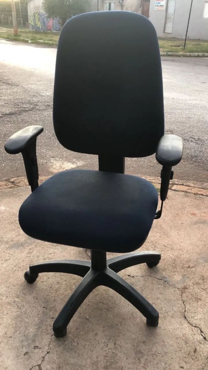 Cadeira giratoria presidente flex form 