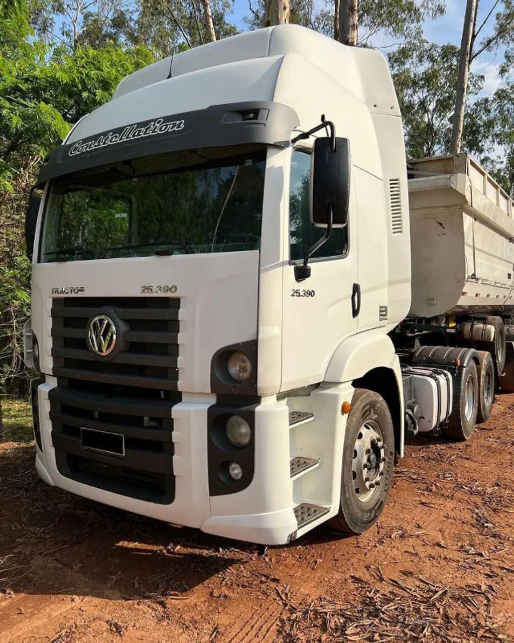 Volkswagen Constellation 25.390 - Ano 2018 | Tração 6x2