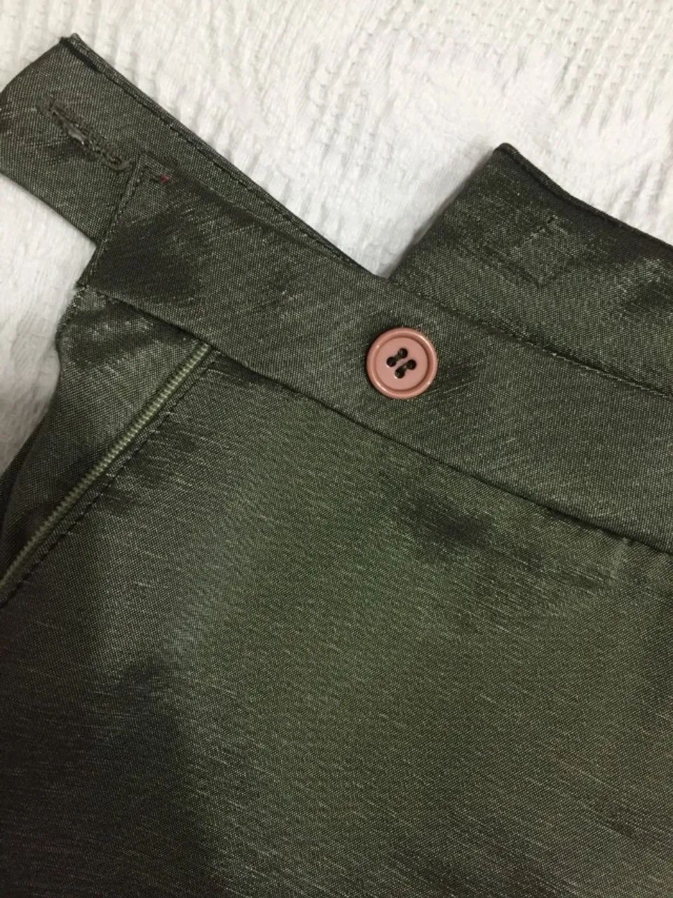 Calça feminina de cetim - Foto 3