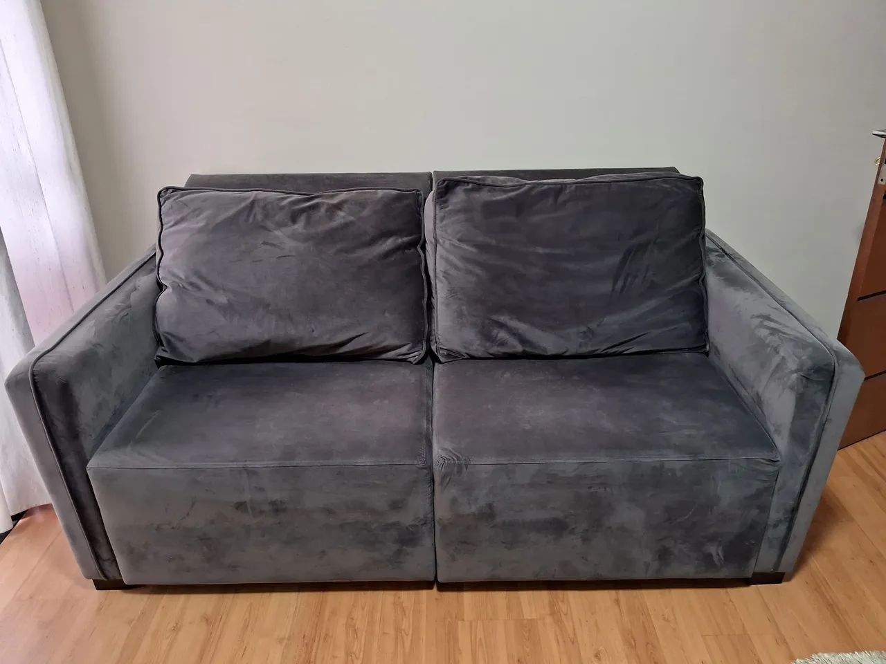 Sofá Chaise veludo preto  Confortável e Moderno - Foto 2