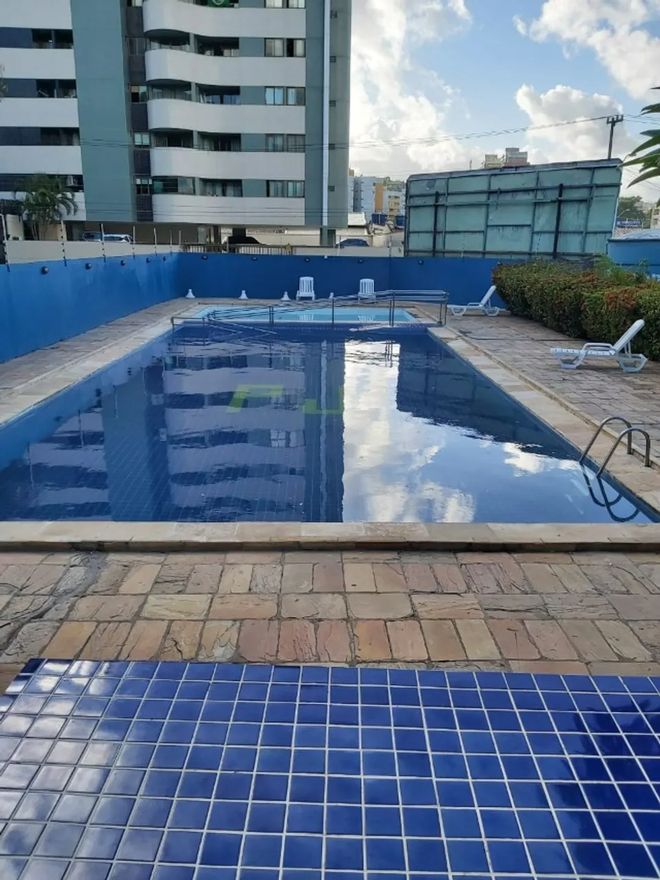 Apartamento Mobiliado na Jatiuca - 2° Andar