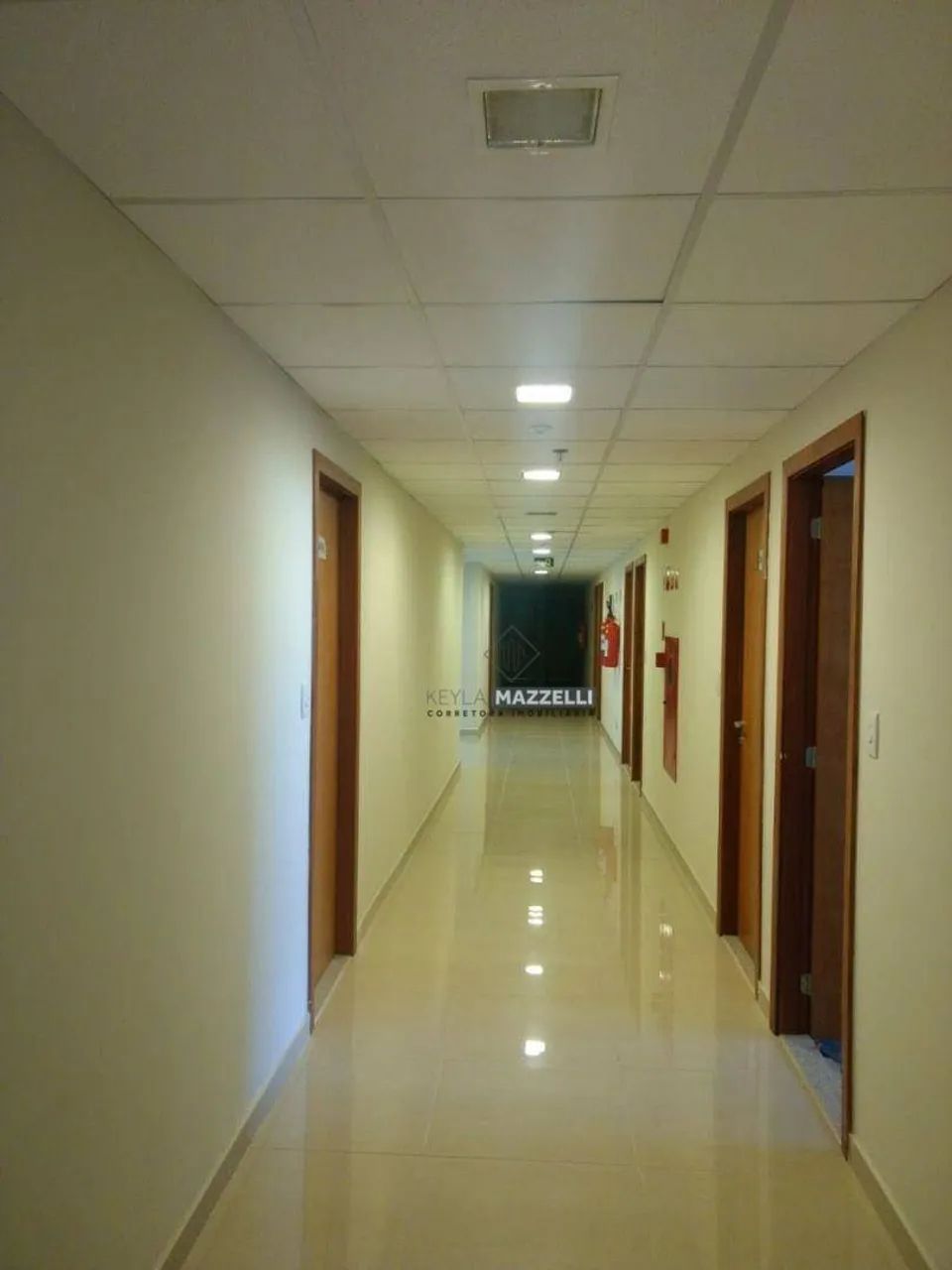 Salas comerciais a venda no Shopping Moxuara - 24m2 , à venda por 170.000,00 - Foto 2