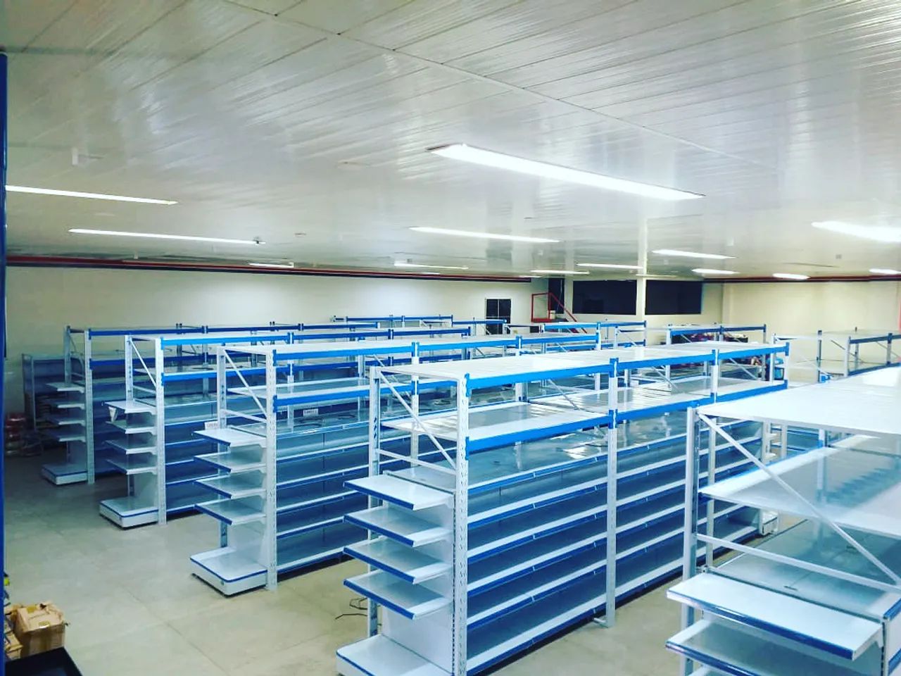 Expositores e Prateleiras para Comércio - Foto 2