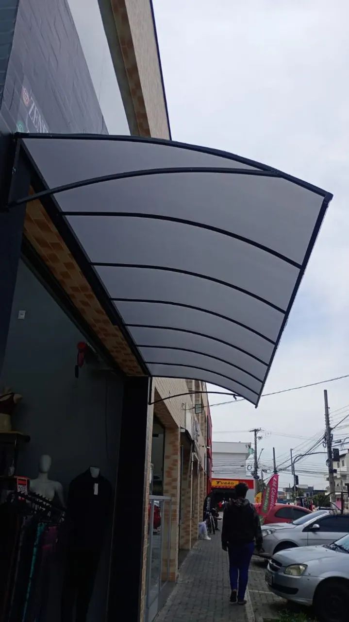 Toldo fixo.