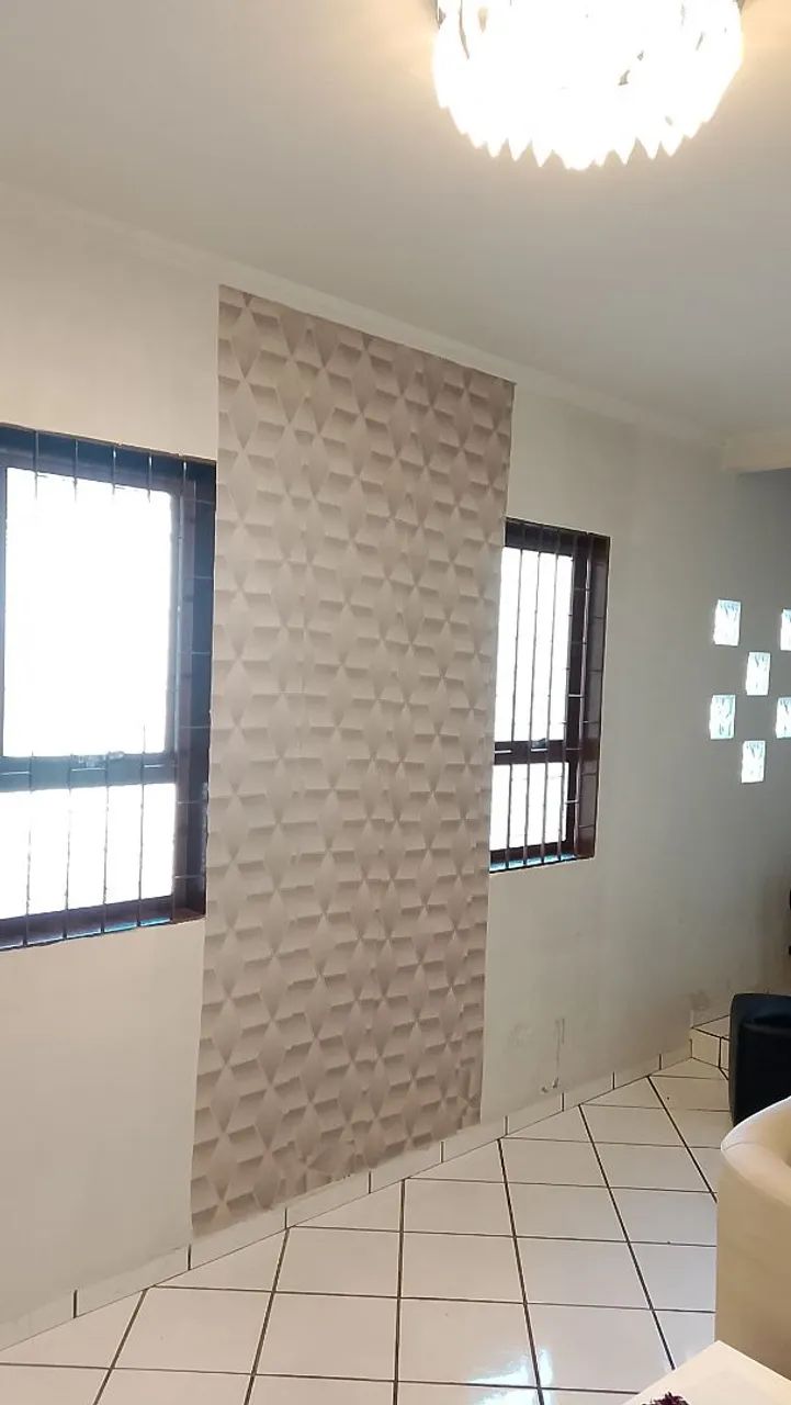 Instalação de papel de parede 