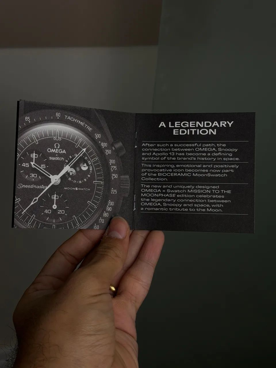 Swatch Mission to the Moonphase Snoopy  - Foto 2