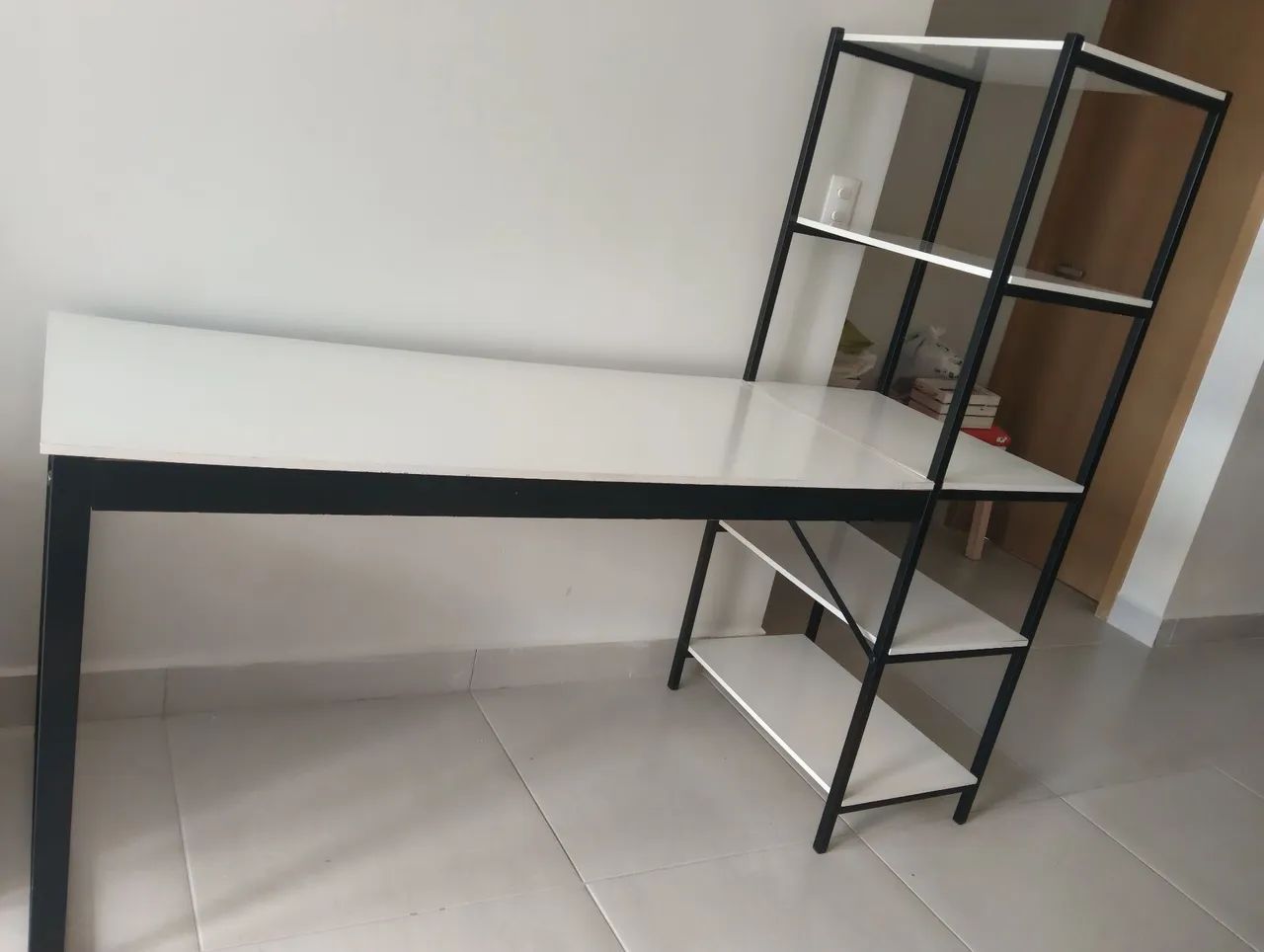 Escrivaninha  - Foto 2