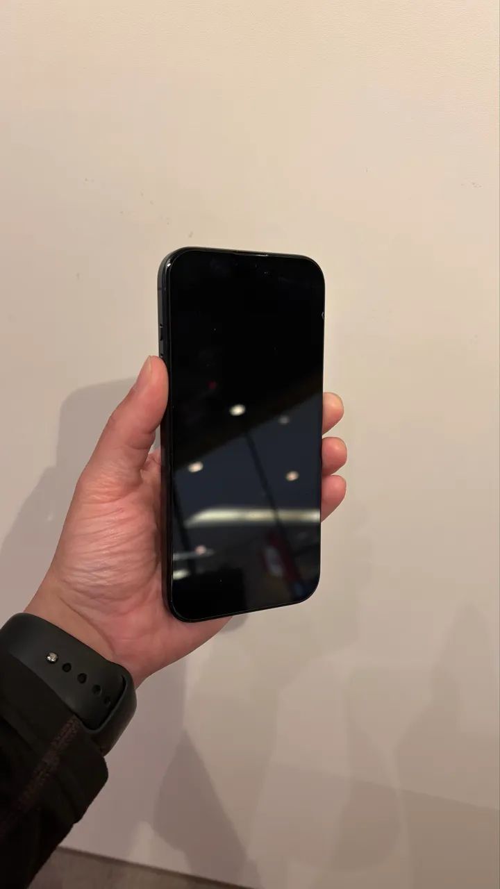 iPhone 15 Pro - Foto 2
