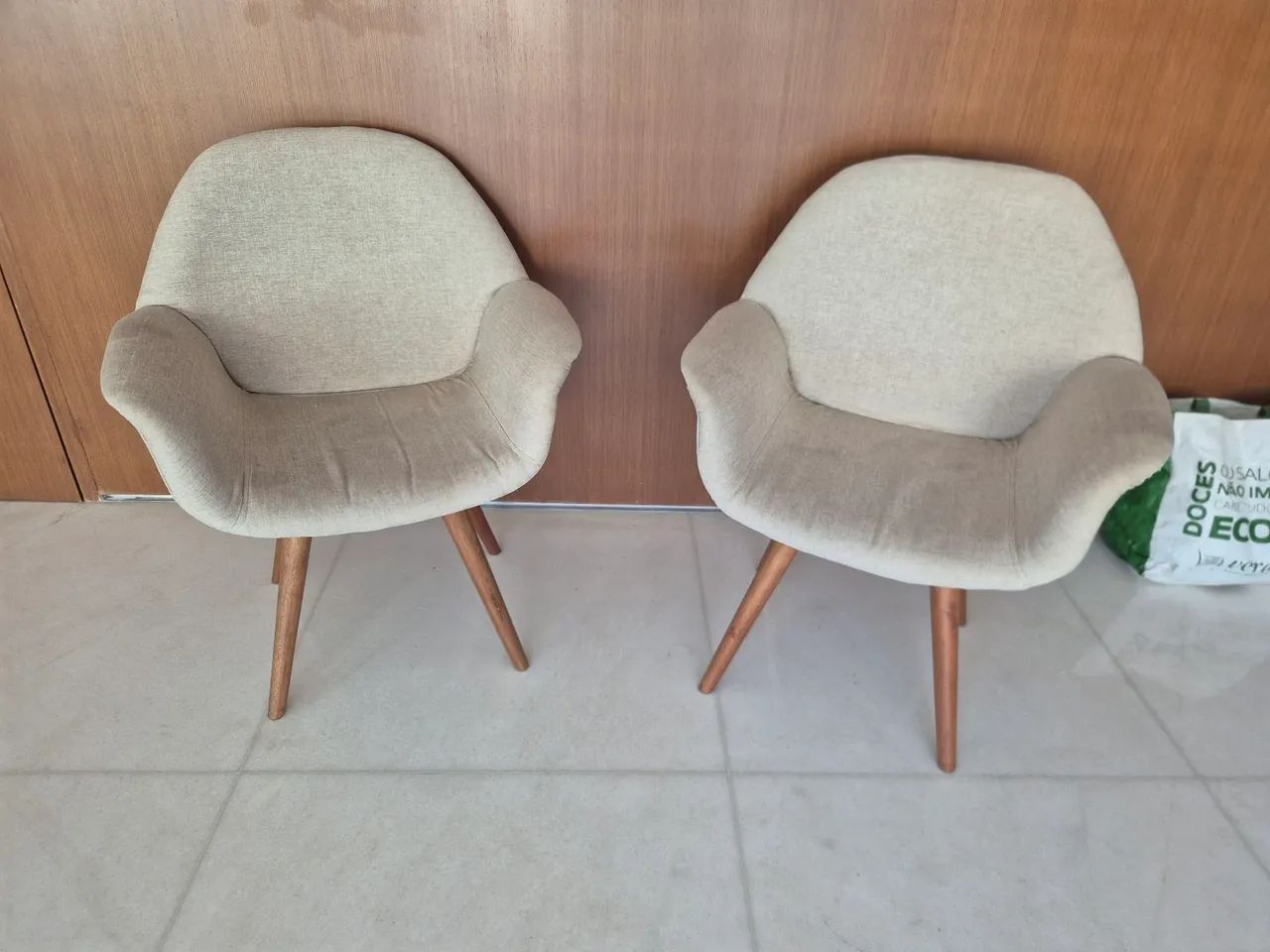 2 Cadeiras estofadas - Foto 2