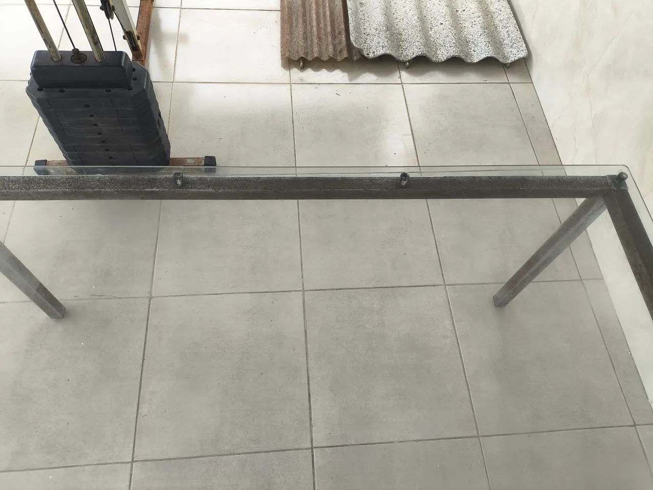 Mesa tampa de vidro 1,60 por 0,90 - Foto 3