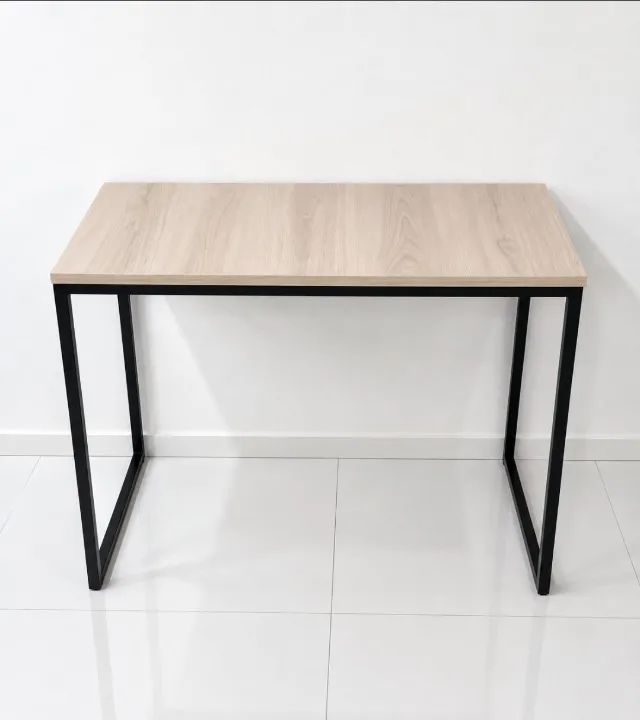 Escrivaninha/Mesa para escritório 