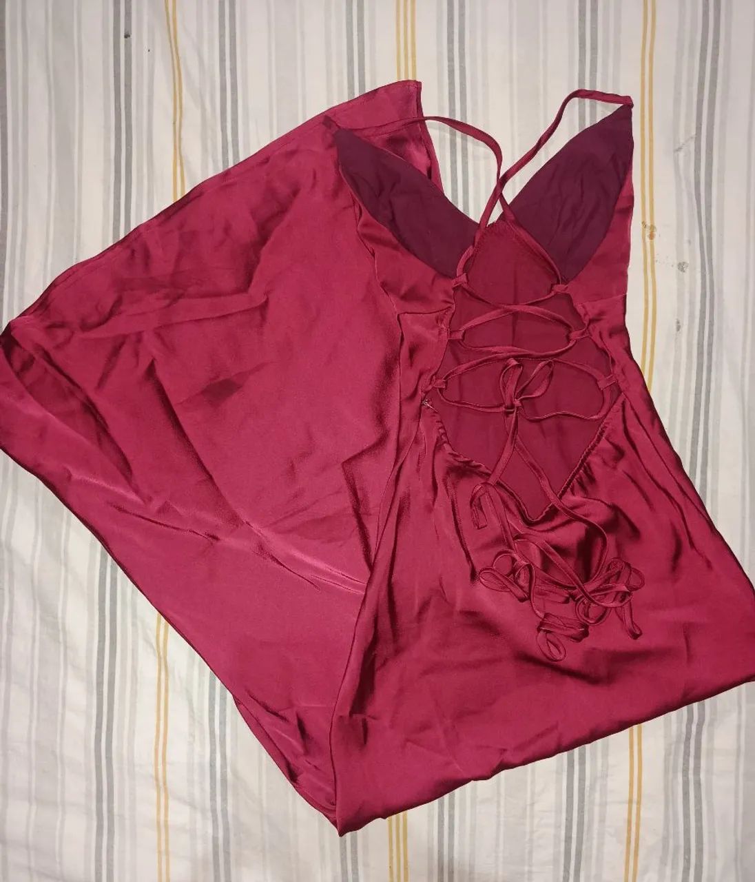 Vestido de cetim